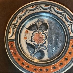 Tonala Mexican Pottery Handcrafted Ceramic Plate with Floral Design